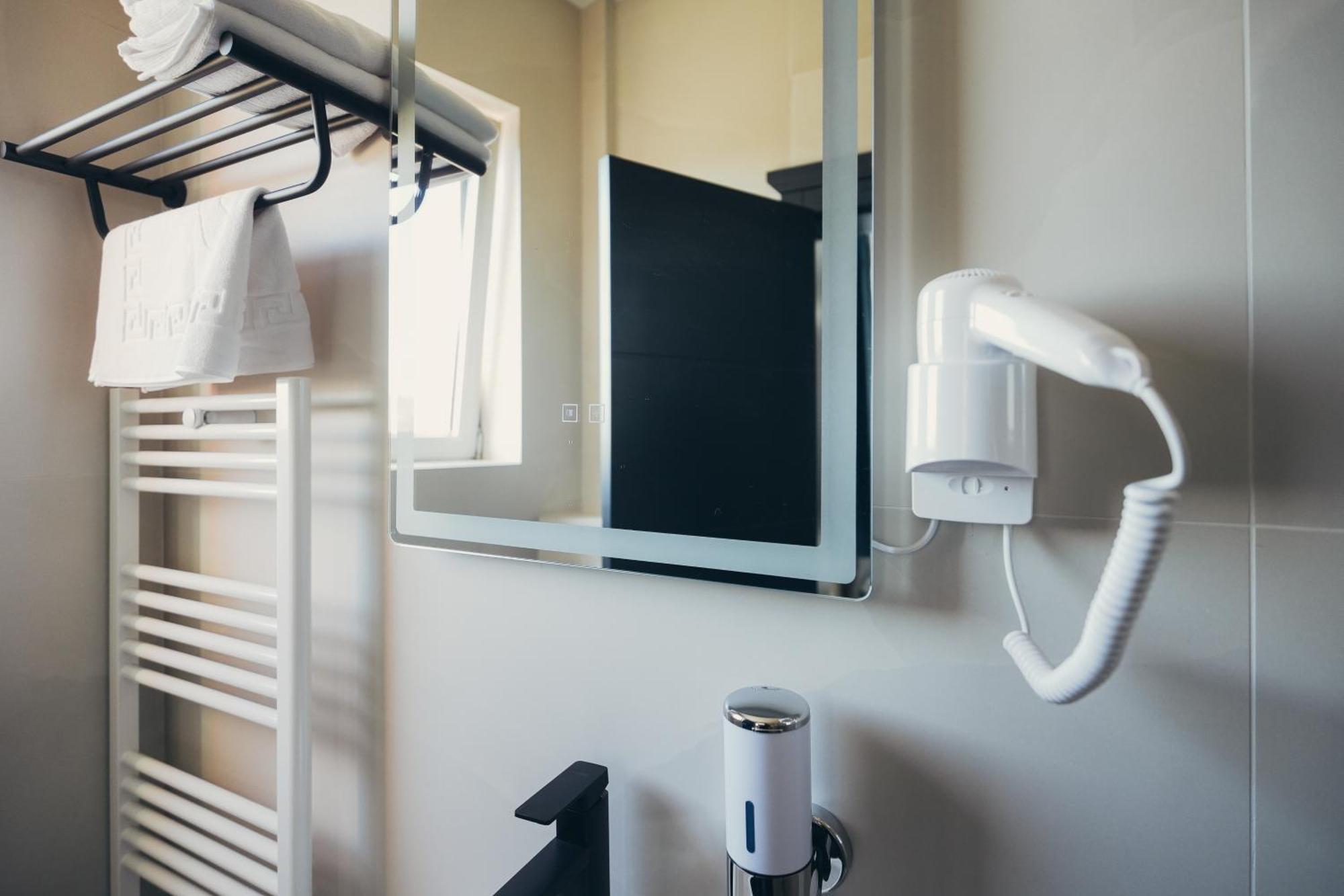 Wellness Spa Hotel Jola Banja Luka Bagian luar foto